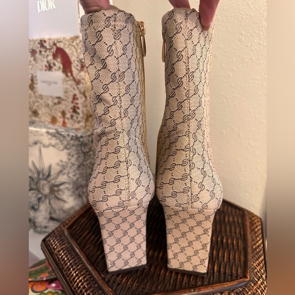 Tapestry Ankle Block Heel Boots (Franco Sarto) New Never Worn 💃EU 39 US 8.5M - Picture 4 of 9